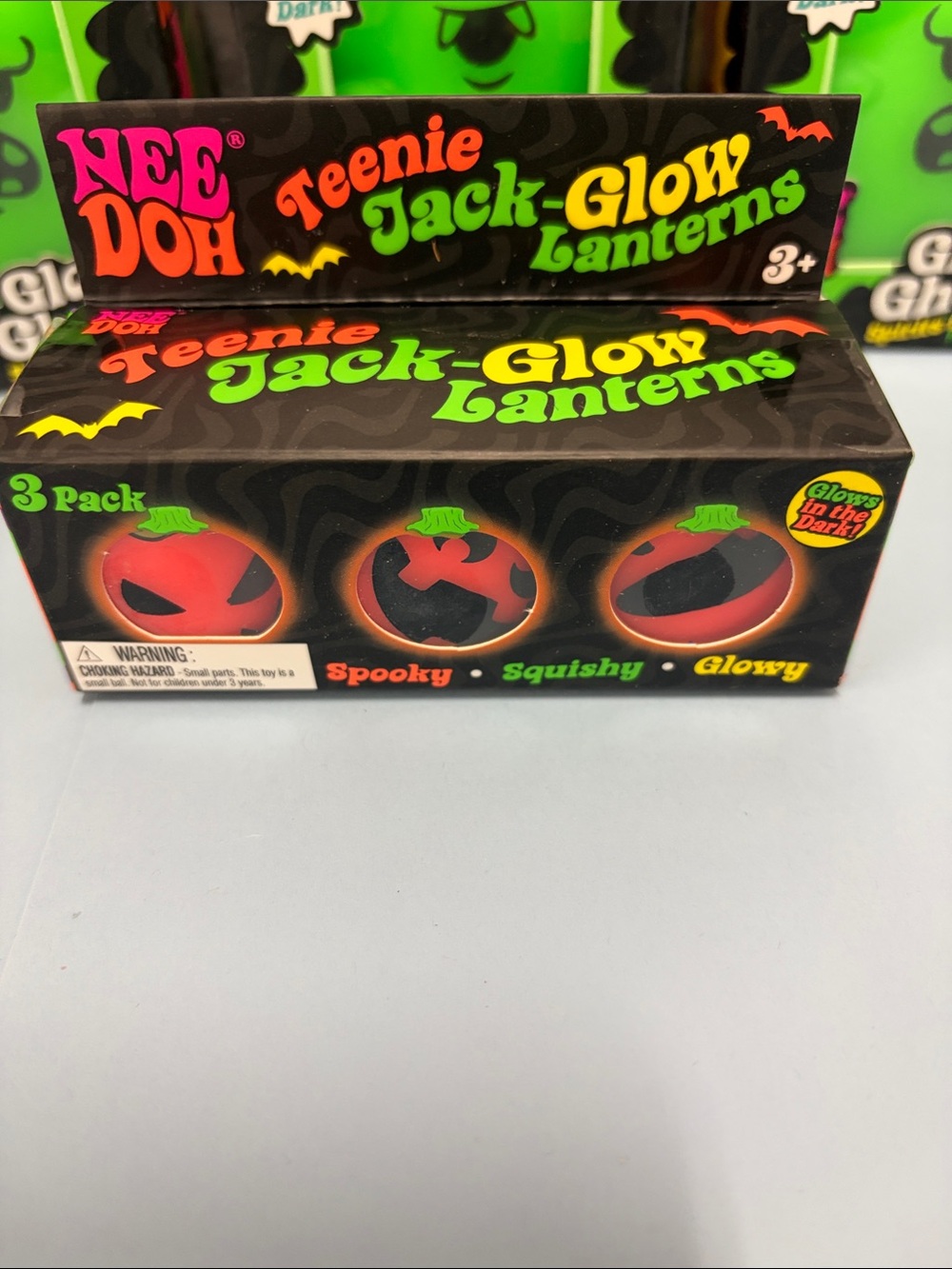 SET OF 4 NeeDoh- A 3 pack of Teenie Jack-Glow Lanterns & 3 Green Glowy Ghosts - Picture 2 of 4